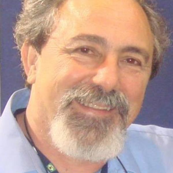 Milton José Porsani